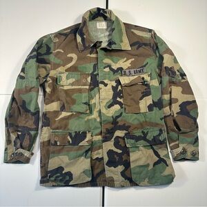 VTG US military camo camouflage button up jacket woodland camo size medium